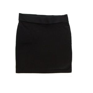 Black pencil skirt